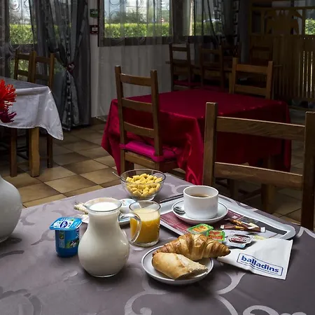 Et Champigny-sur-marne Hotel 2*